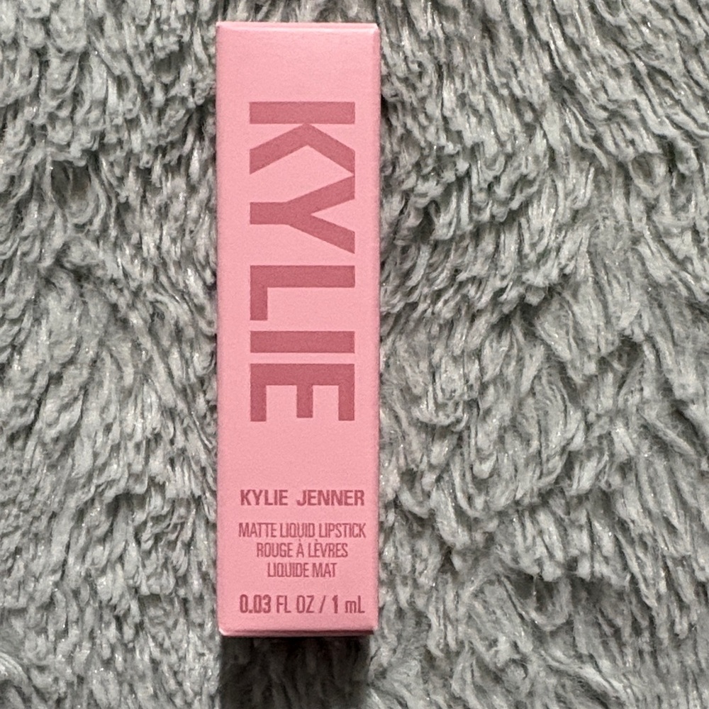Kylie Matte Liquid Lipstick NWT
